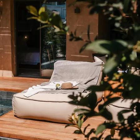 M Boutique -designed For Adults Hotel
