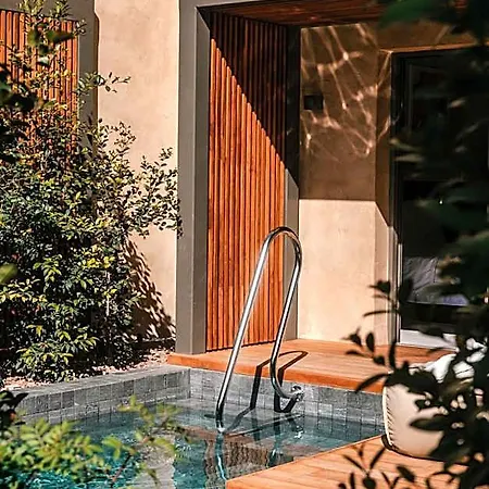 M Boutique -designed For Adults 5* Paphos