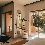 فندق M Boutique - Designed For Adults بافوس