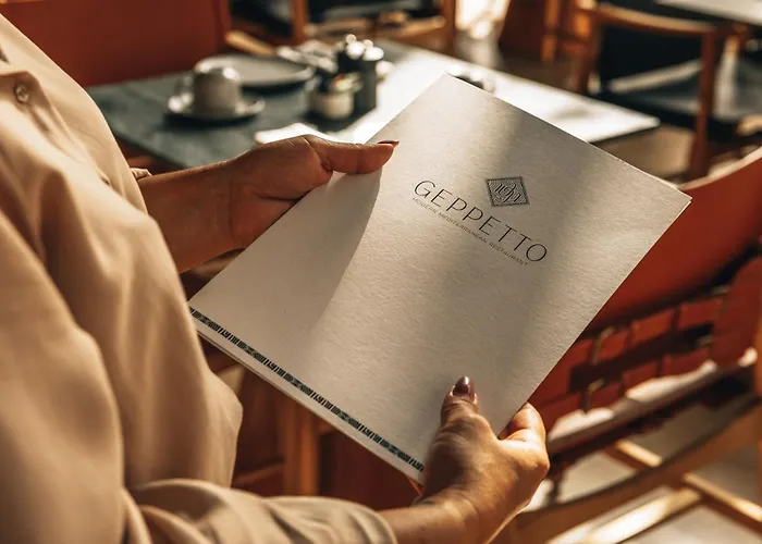 Ξενοδοχείο M Boutique - Designed For Adults