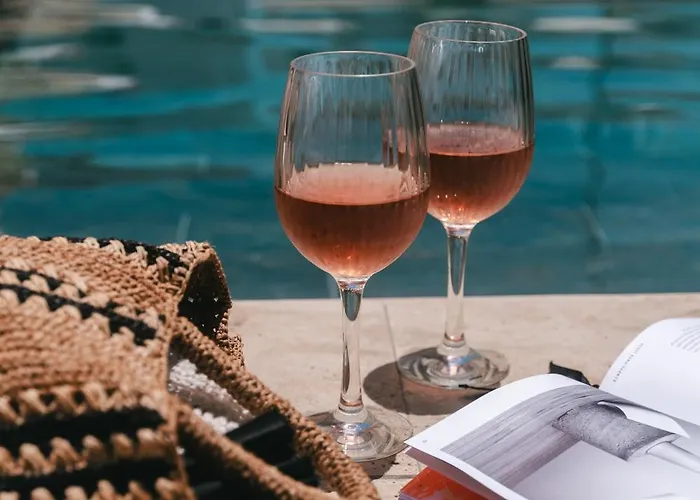 M Boutique - Designed For Adults 5* Πάφος