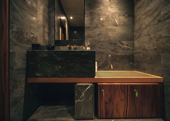 M Boutique - Designed For Adults 5* Πάφος