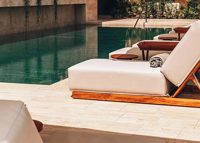 M Boutique - Designed For Adults 5* Πάφος