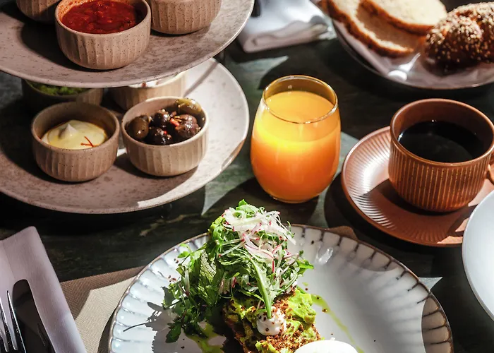 M Boutique - Designed For Adults 5* Πάφος