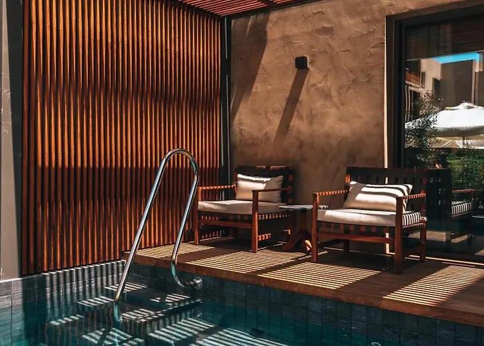 M Boutique - Designed For Adults Hotel